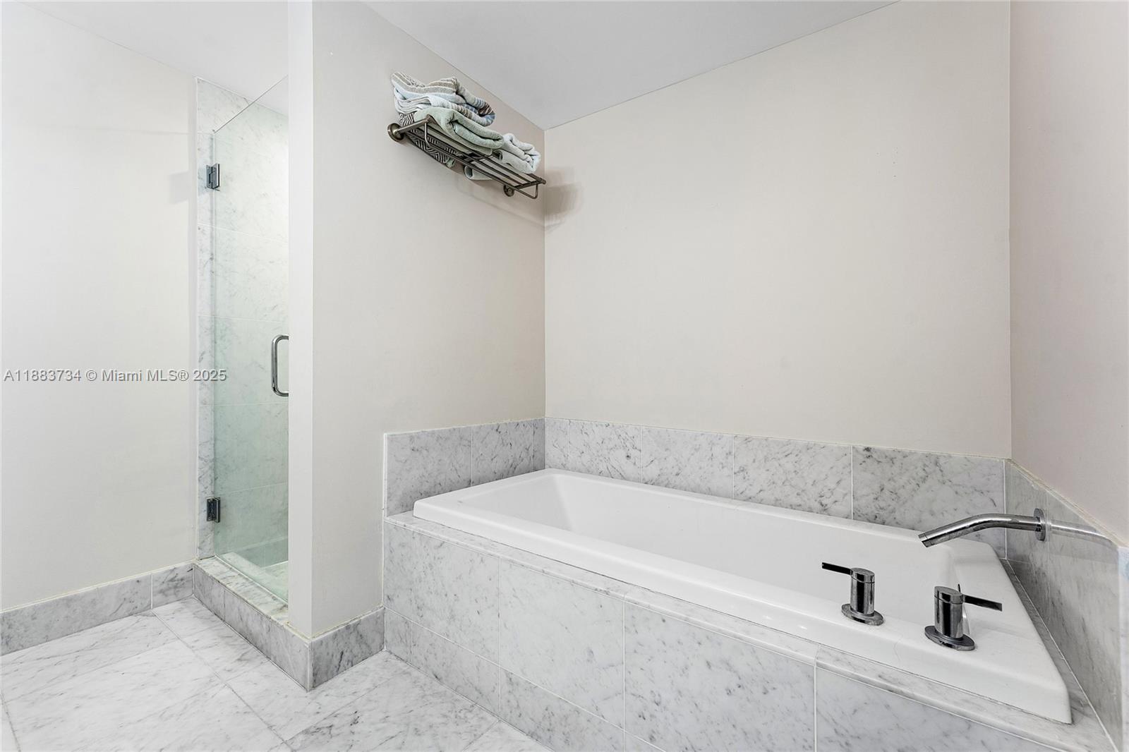 244 Biscayne Blvd #3609, Miami FL 33132