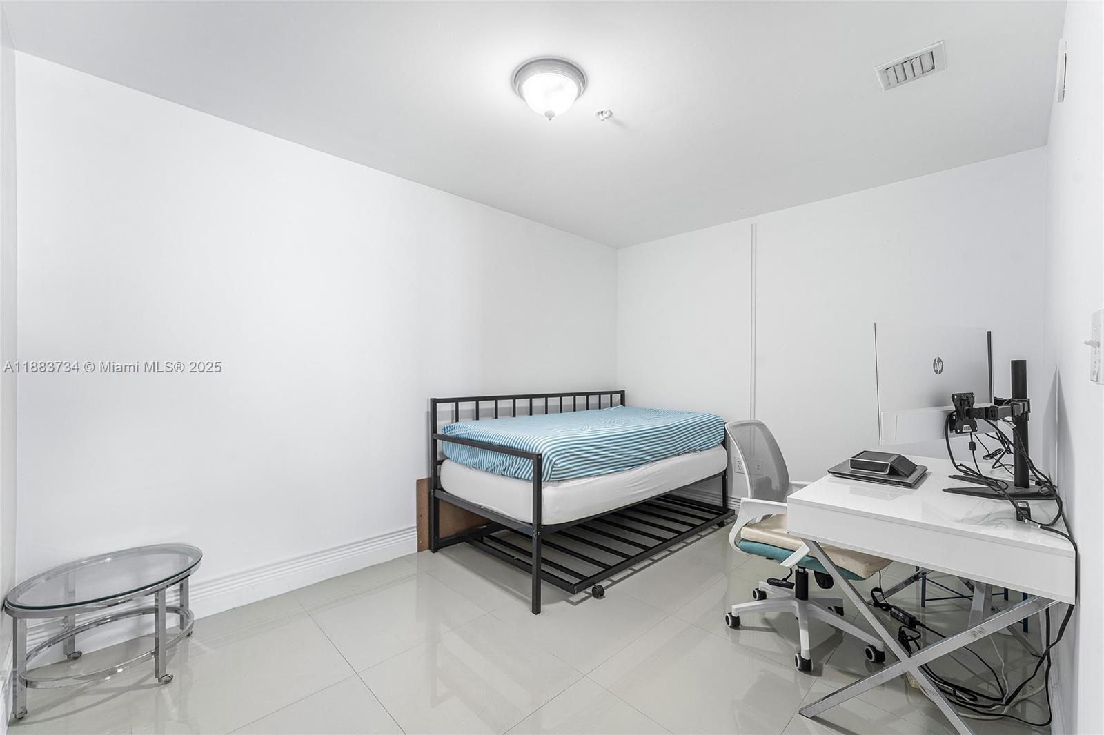 244 Biscayne Blvd #3609, Miami FL 33132