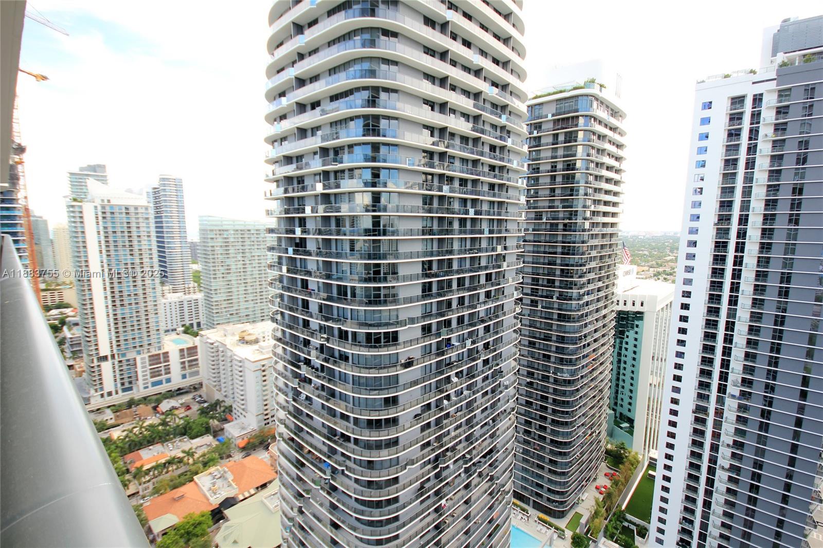 801 S Miami Ave #3710, Miami FL 33130