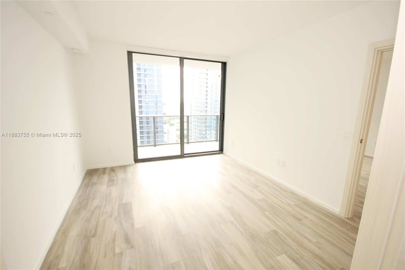 801 S Miami Ave #3710, Miami FL 33130