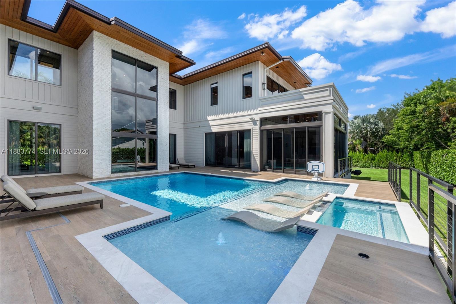 13120 Old Cutler Rd, Pinecrest FL 33156