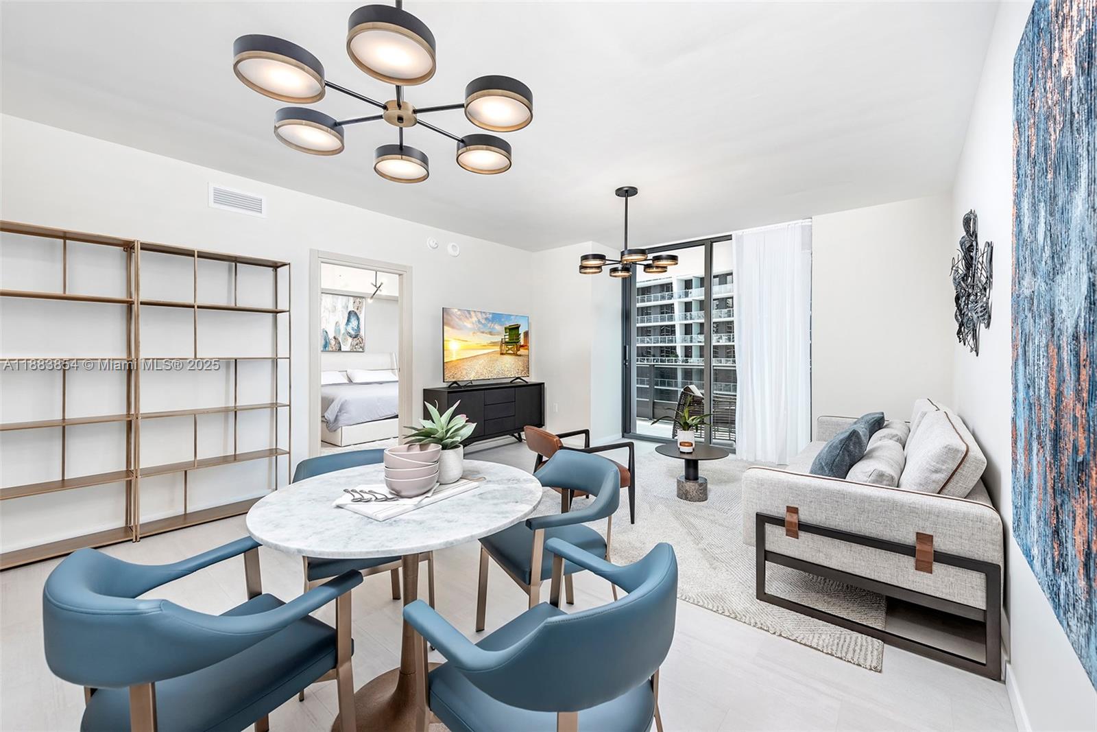 1000 Brickell Plz #4005, Miami FL 33131