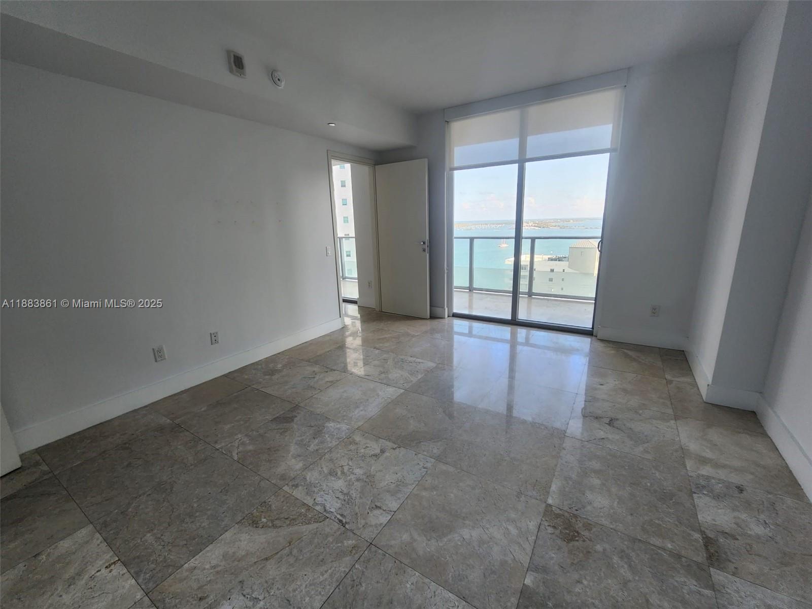 1300 Brickell Bay Dr #2007, Miami FL 33131