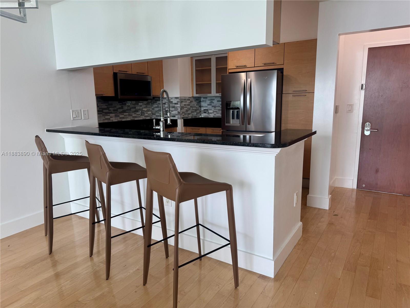 31 SE 5th St #3817, Miami FL 33131
