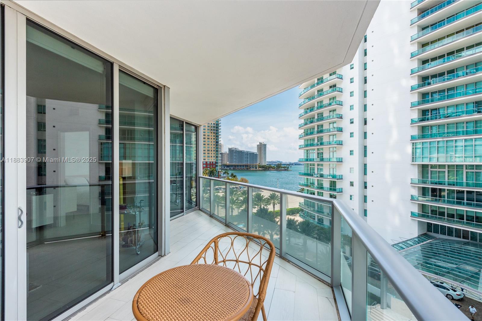1300 Brickell Bay Dr #708, Miami FL 33131