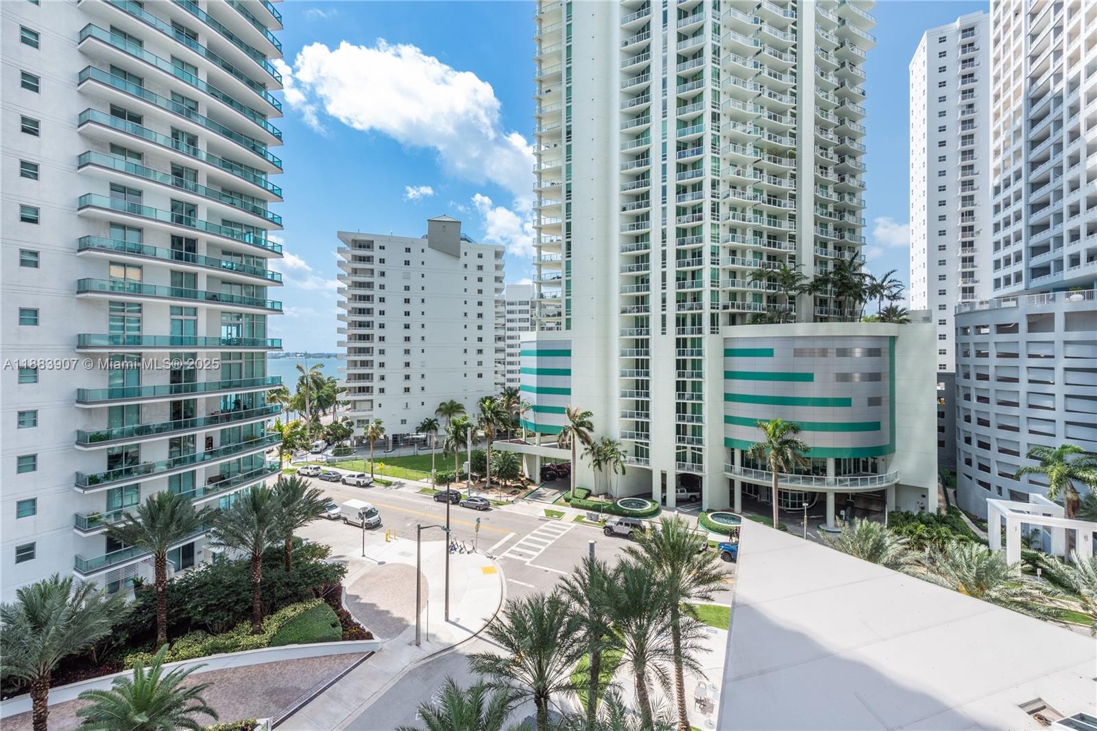 1300 Brickell Bay Dr #708, Miami FL 33131