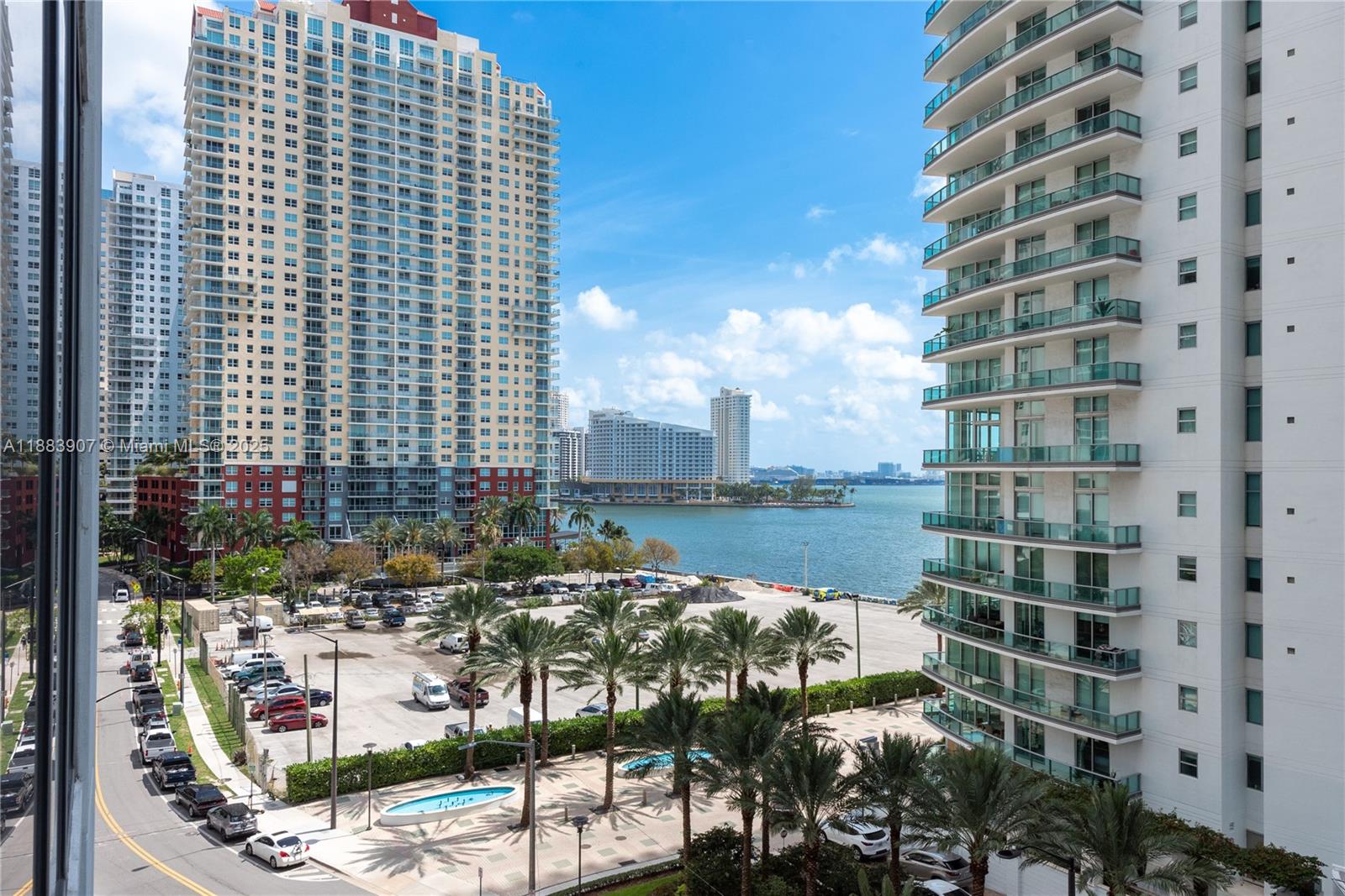 1300 Brickell Bay Dr #708, Miami FL 33131