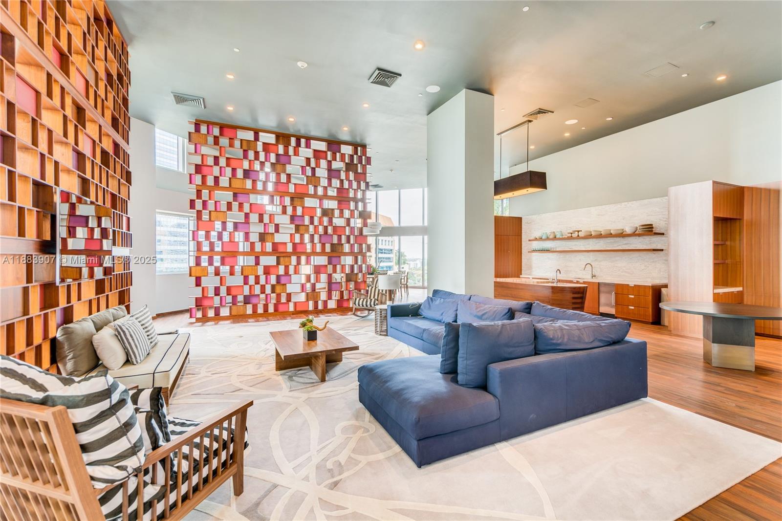 1300 Brickell Bay Dr #708, Miami FL 33131