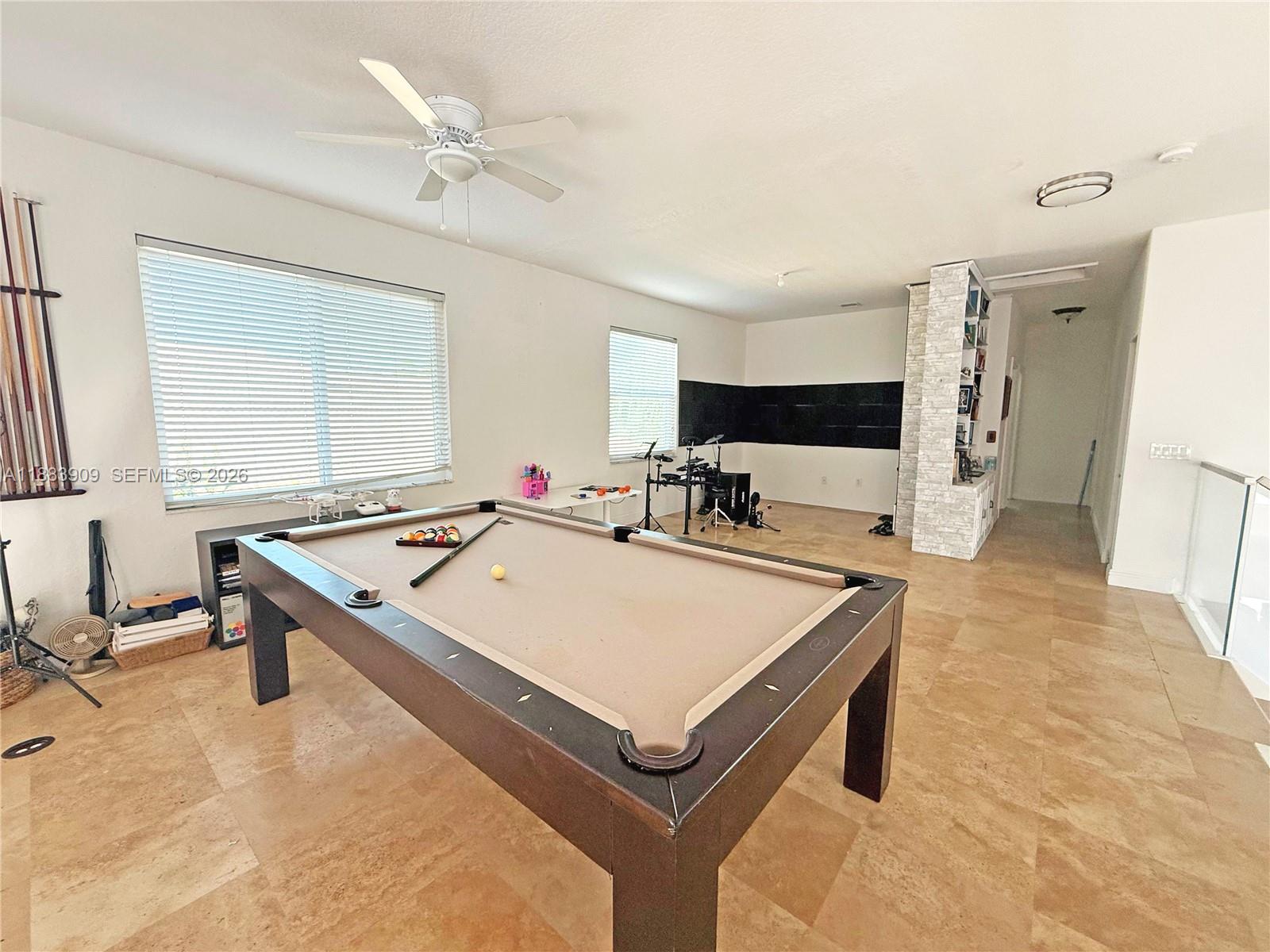 18560 SW 44th St, Miramar FL 33029