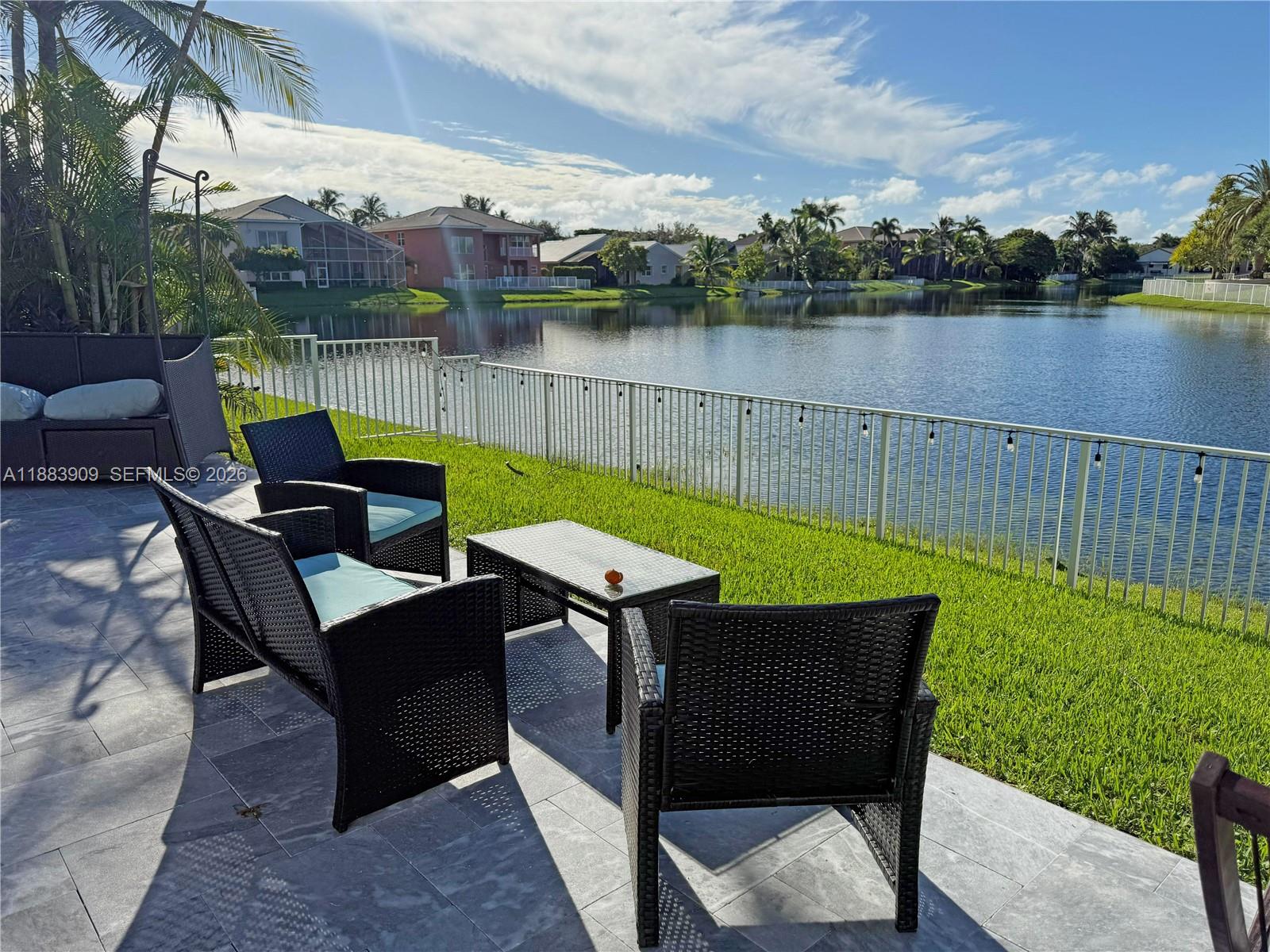 18560 SW 44th St, Miramar FL 33029