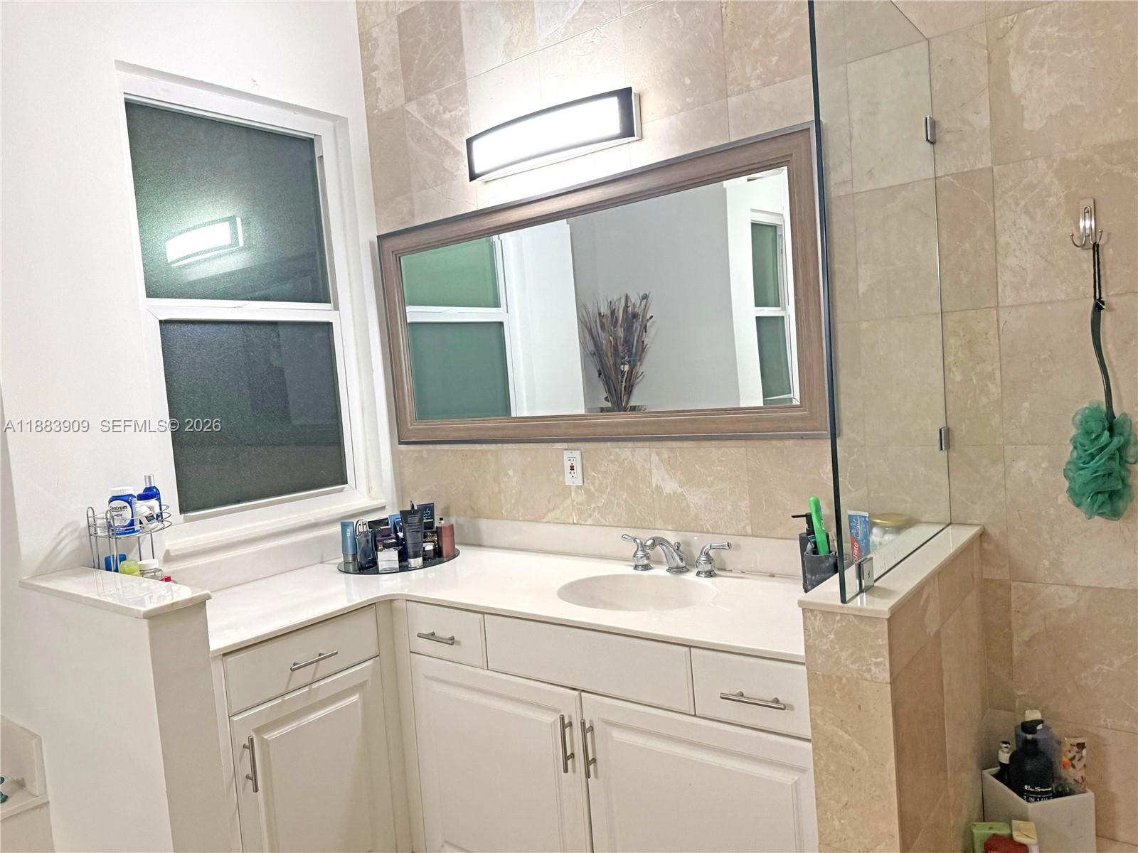 18560 SW 44th St, Miramar FL 33029