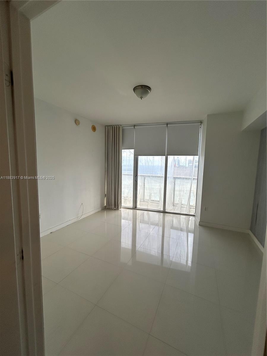 495 Brickell Ave #3705, Miami FL 33131