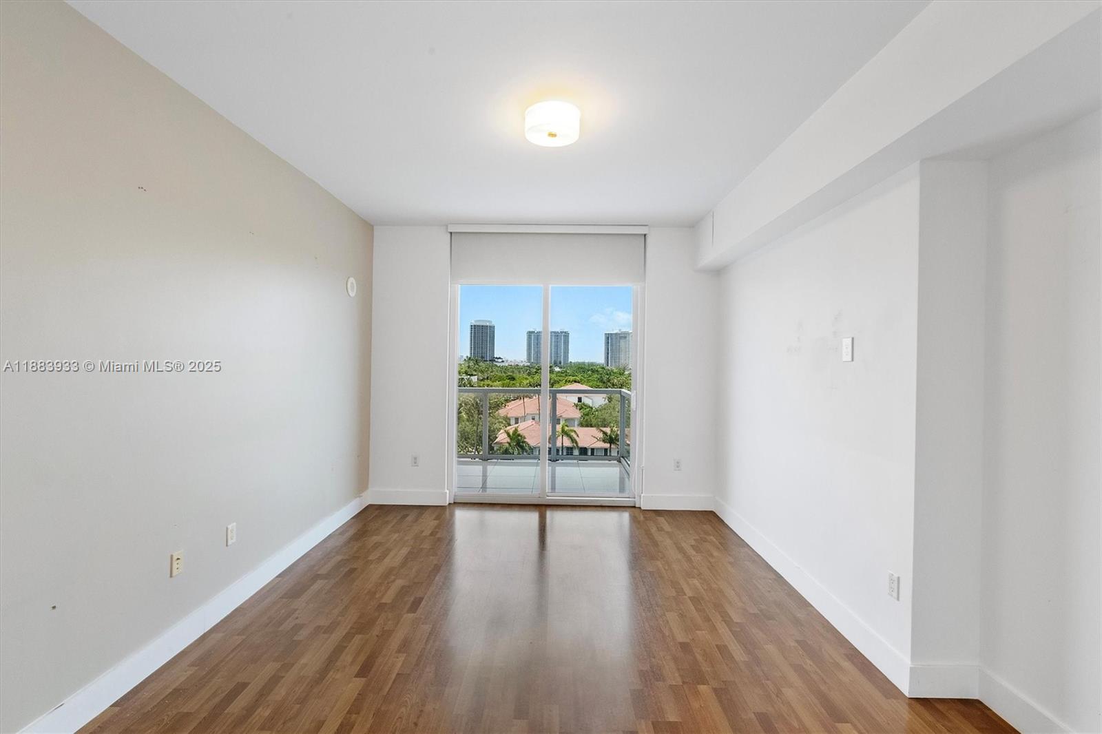 3030 NE 188th St #609, Aventura FL 33180