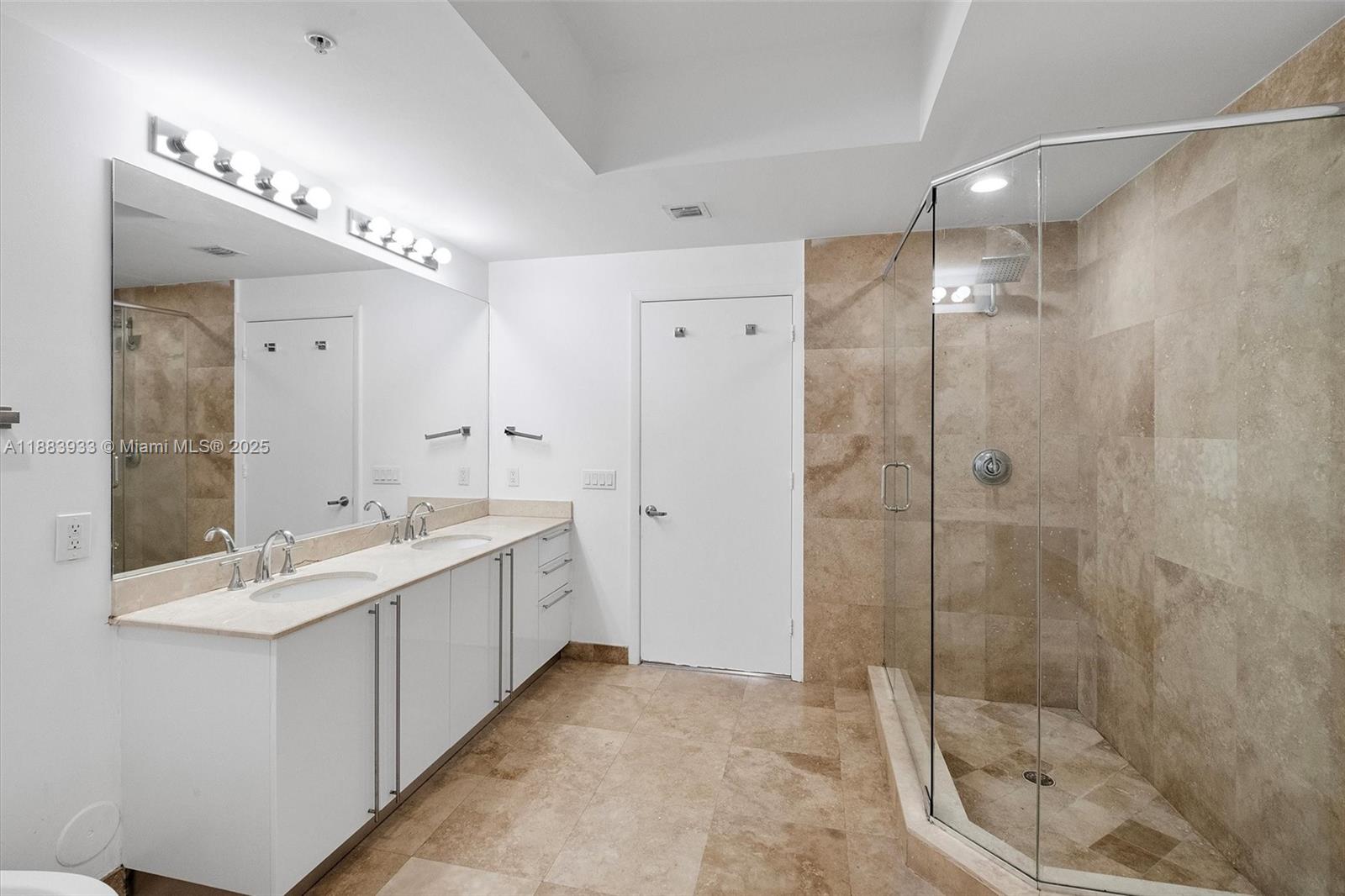 3030 NE 188th St #609, Aventura FL 33180