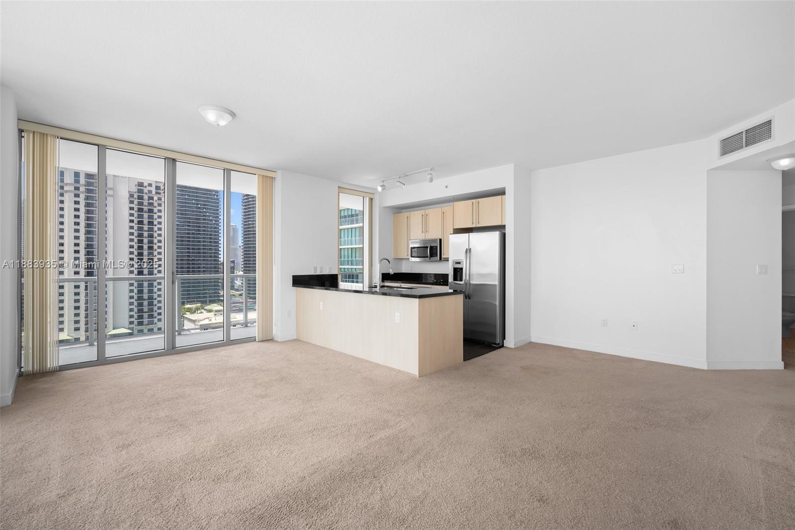 79 SW 12th St #2512-S, Miami FL 33130