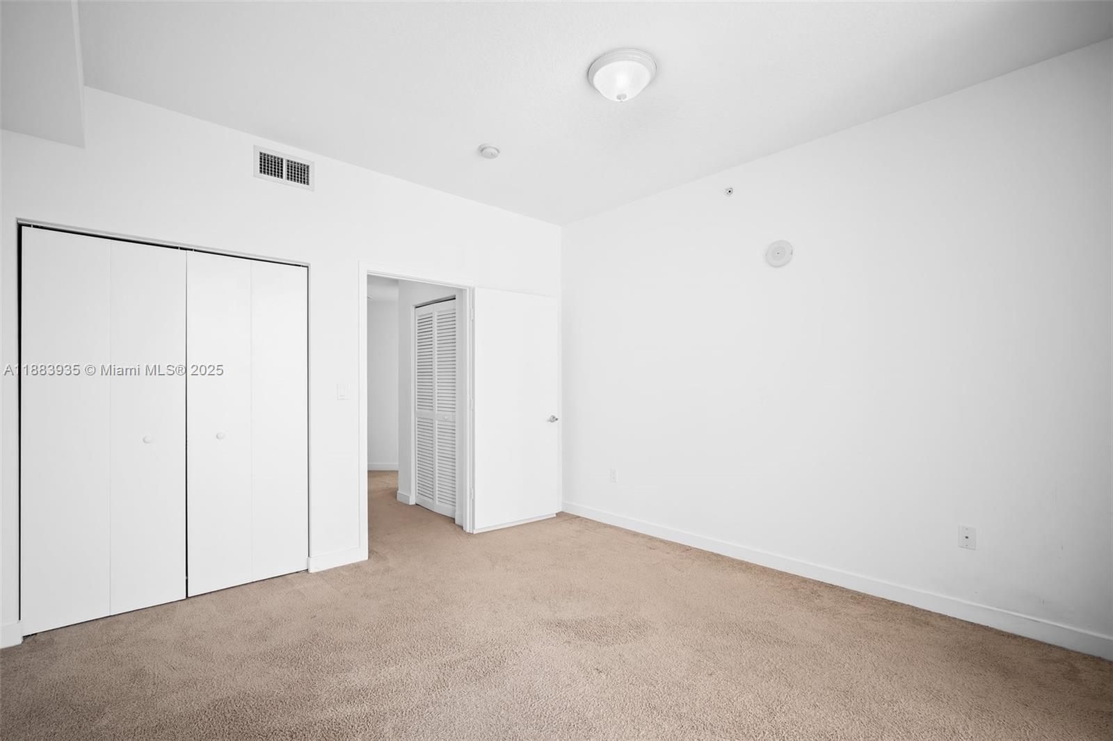 79 SW 12th St #2512-S, Miami FL 33130