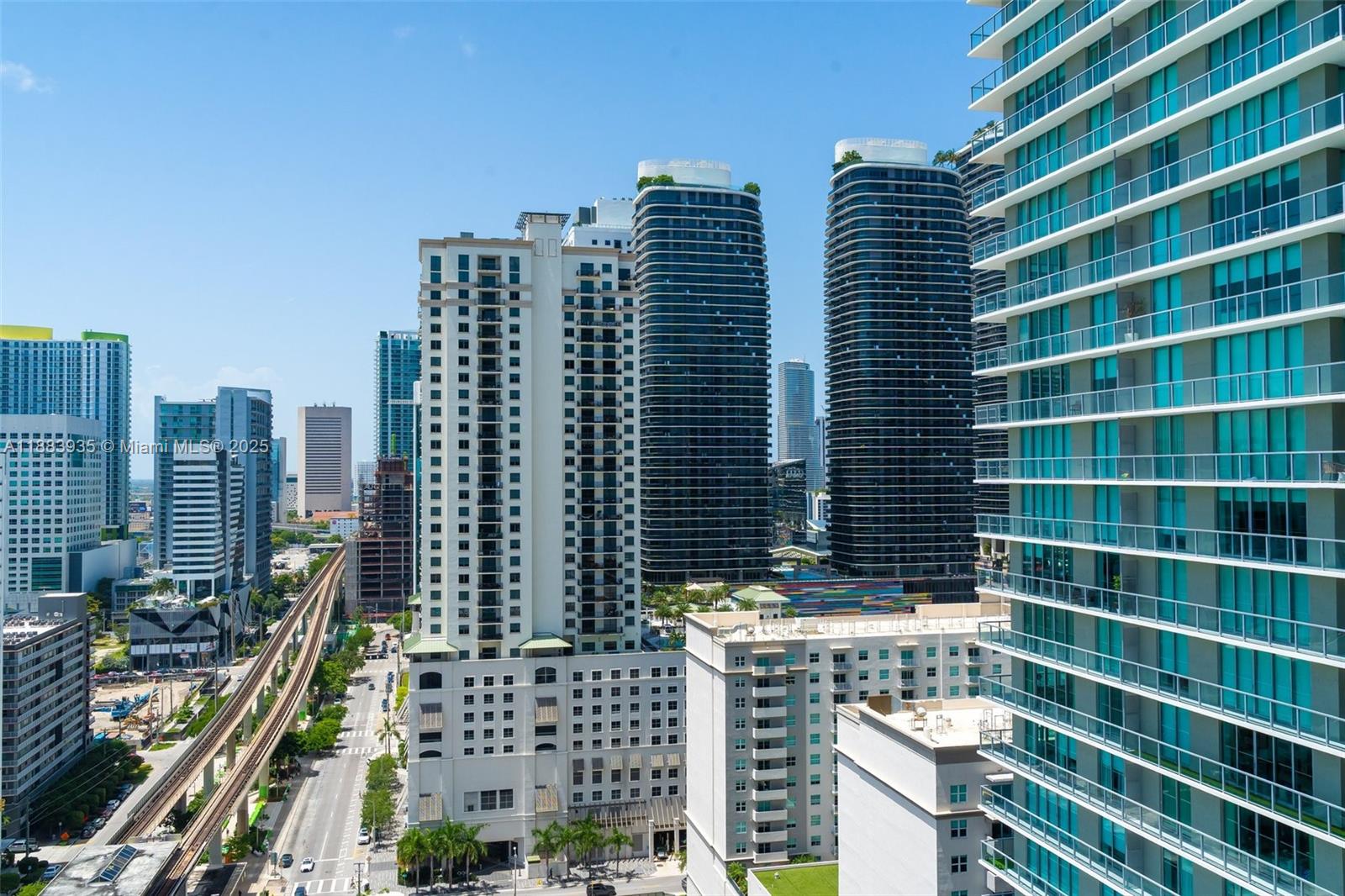79 SW 12th St #2512-S, Miami FL 33130