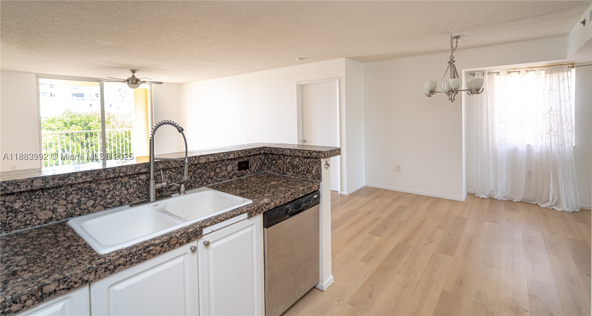 19601 E Country Club Dr #7308, Aventura FL 33180