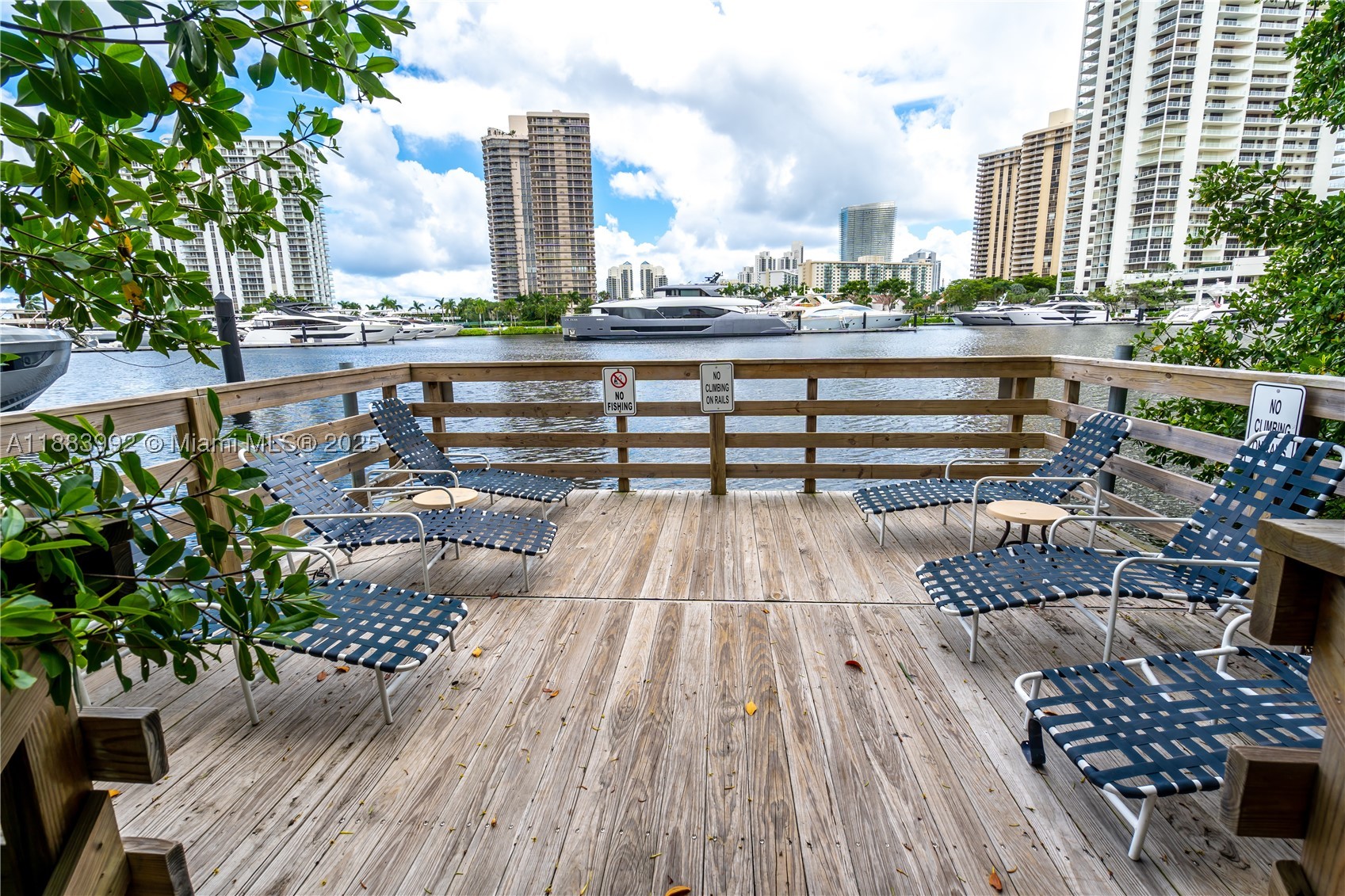 19601 E Country Club Dr #7308, Aventura FL 33180