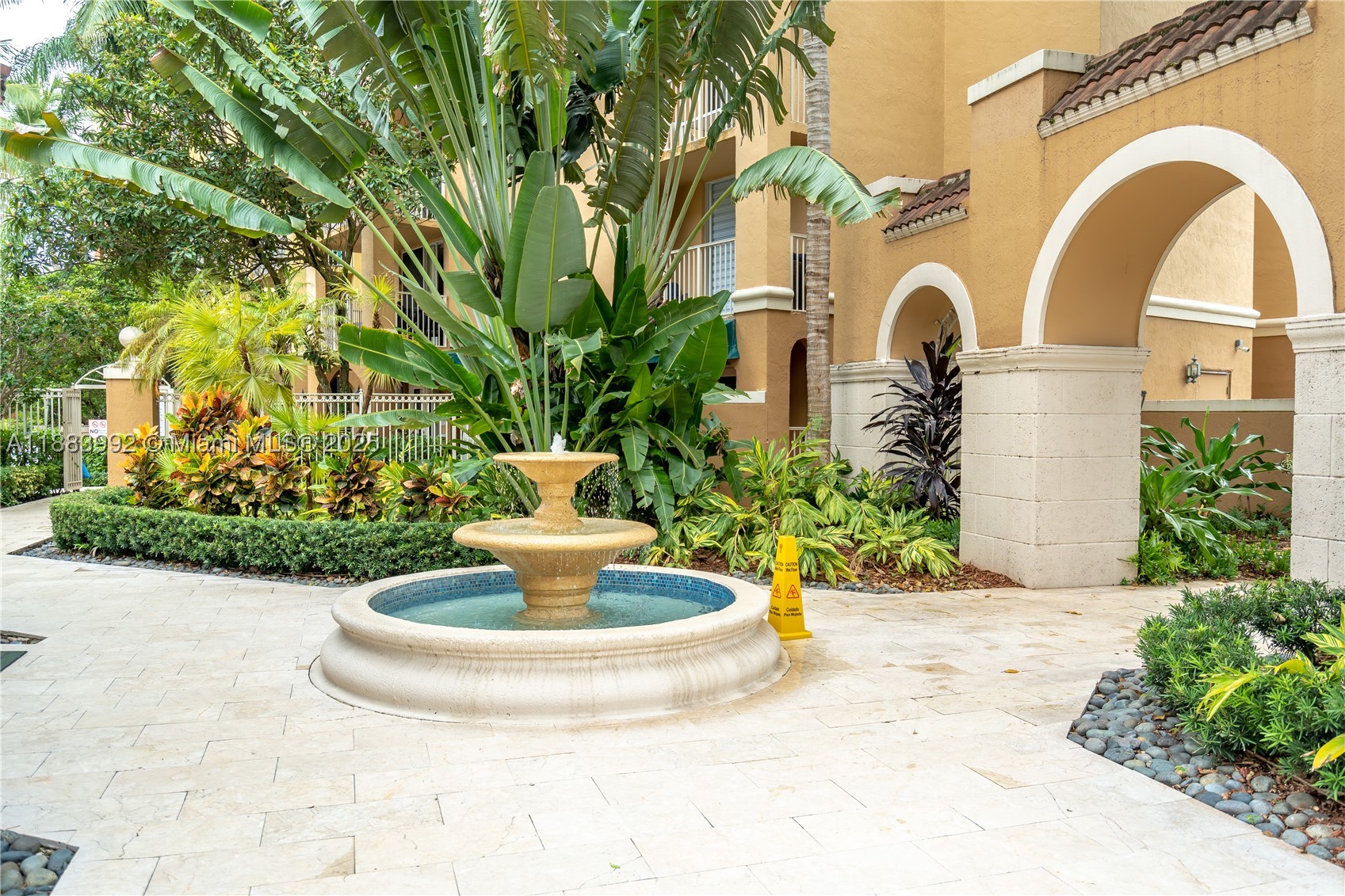 19601 E Country Club Dr #7308, Aventura FL 33180