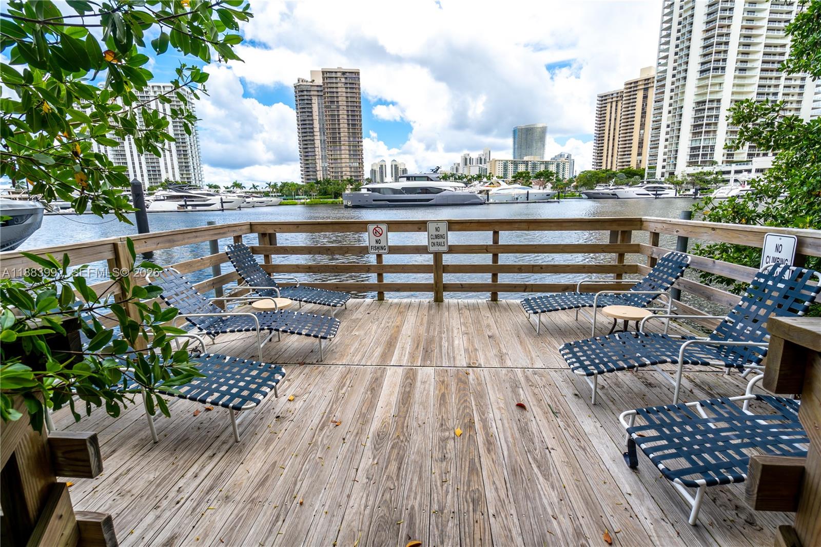 19601 E Country Club Dr #7308, Aventura FL 33180