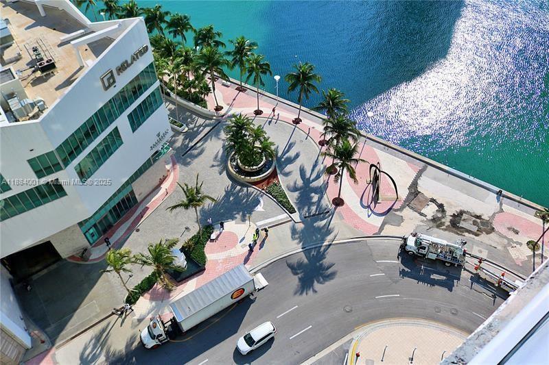 300 S BISCAYNE BLVD #1603, Miami FL 33131