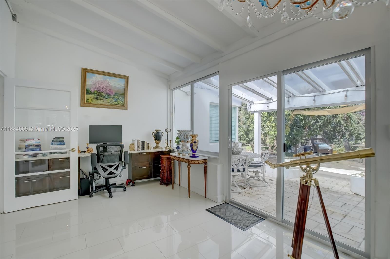 2601 NE 11th Ct, Fort Lauderdale FL 33304