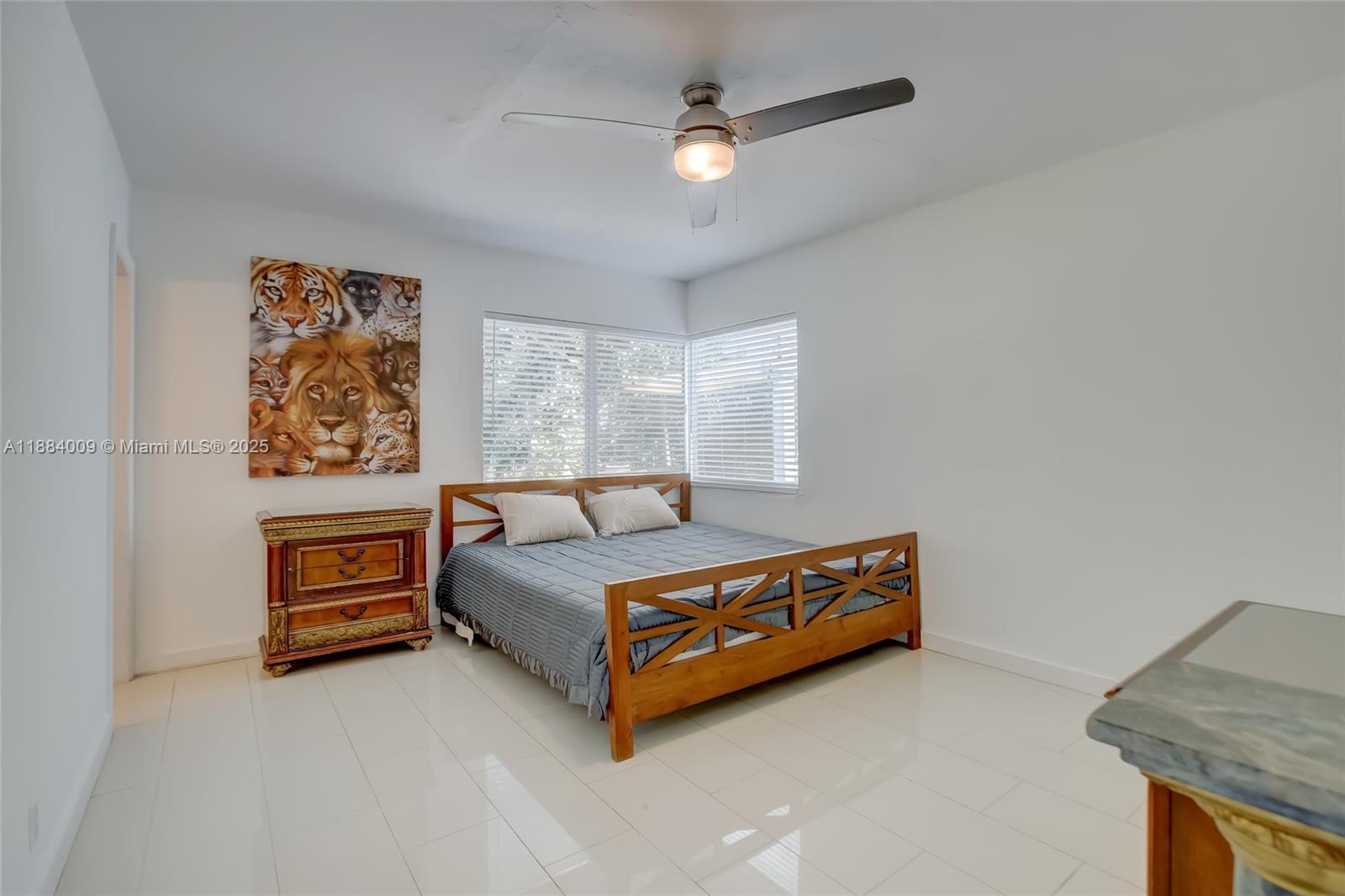 2601 NE 11th Ct, Fort Lauderdale FL 33304