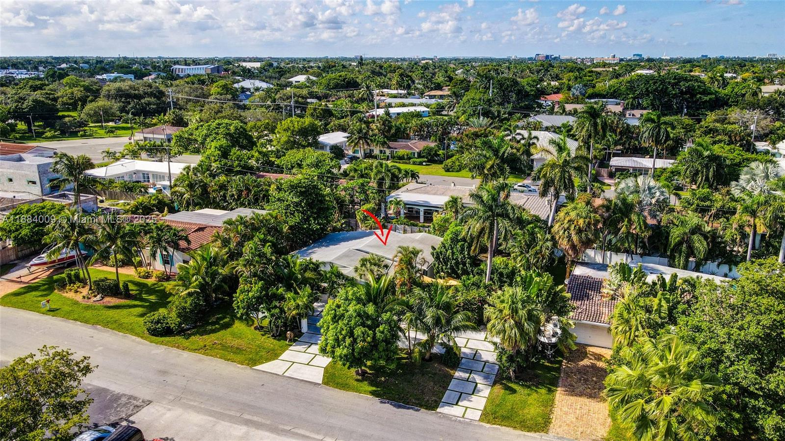 2601 NE 11th Ct, Fort Lauderdale FL 33304