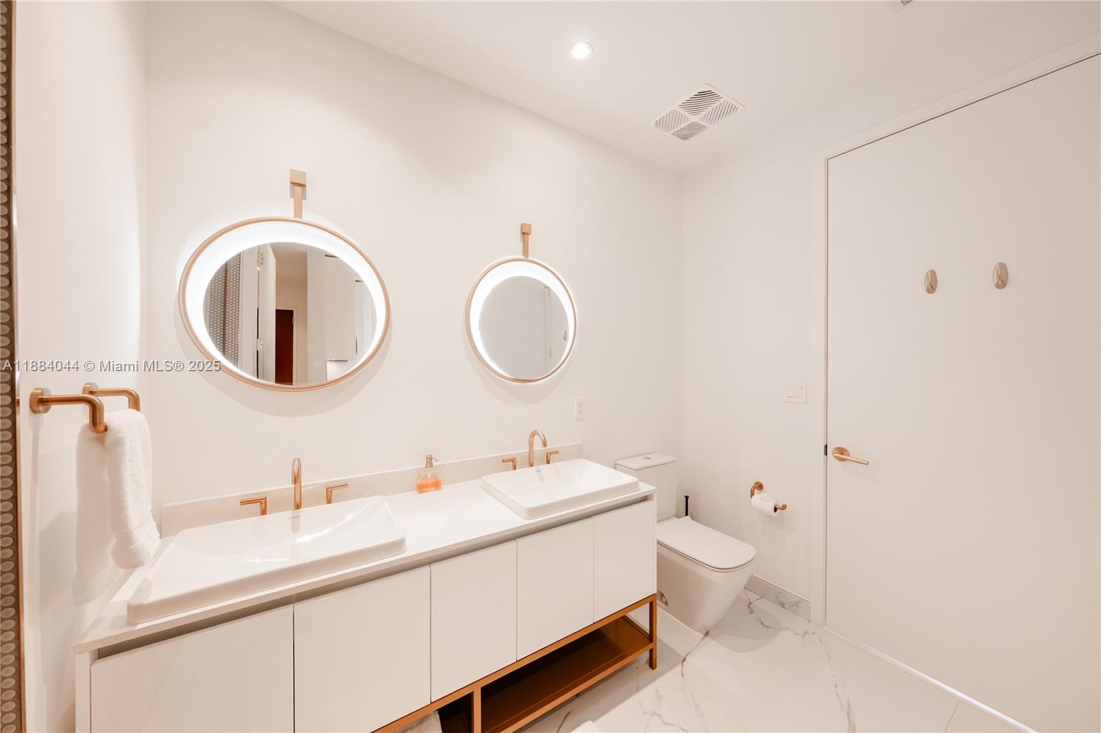 2655 S Bayshore Dr #1007, Miami FL 33133