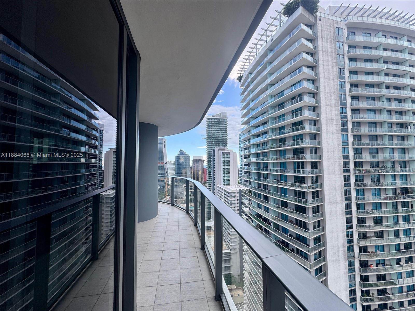 1000 Brickell Plz #3302, Miami FL 33131