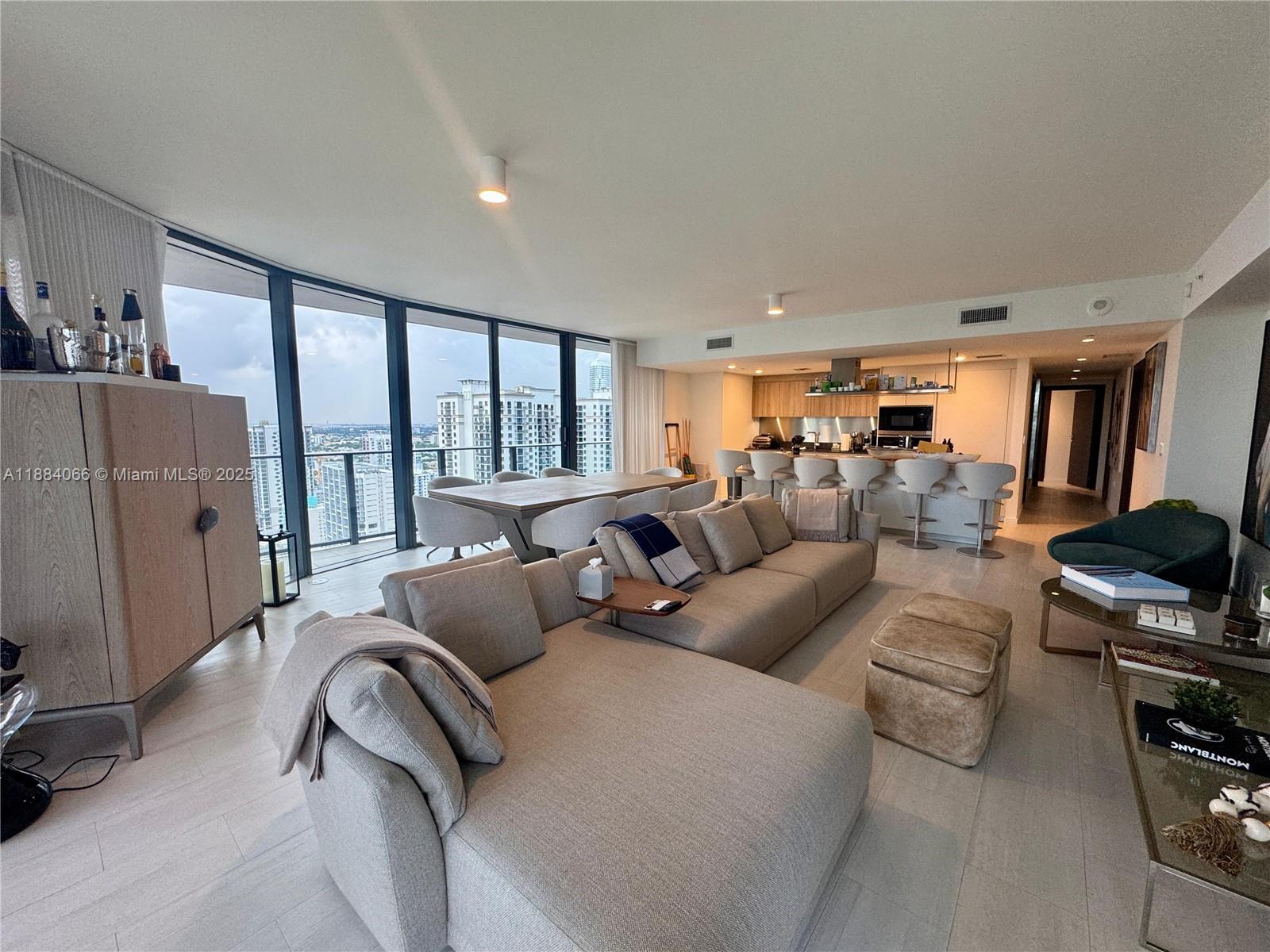 1000 Brickell Plz #3302, Miami FL 33131