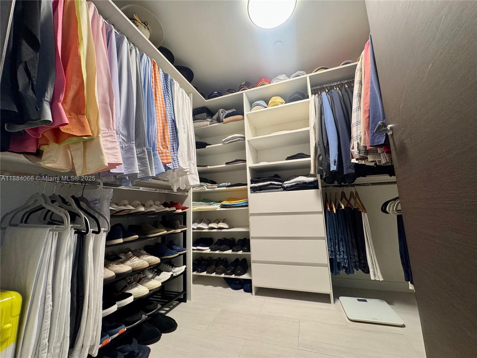 1000 Brickell Plz #3302, Miami FL 33131