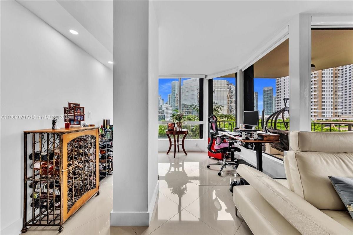 520 Brickell Key Dr #A621, Miami FL 33131