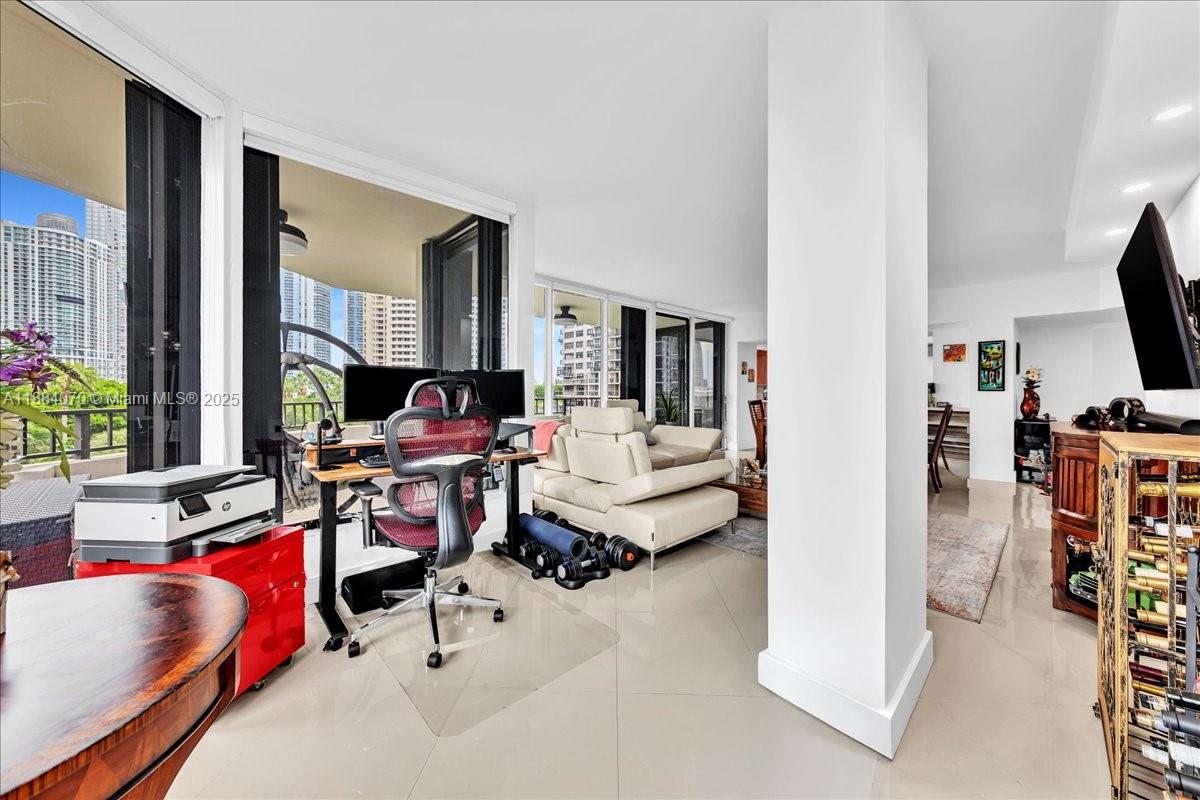 520 Brickell Key Dr #A621, Miami FL 33131