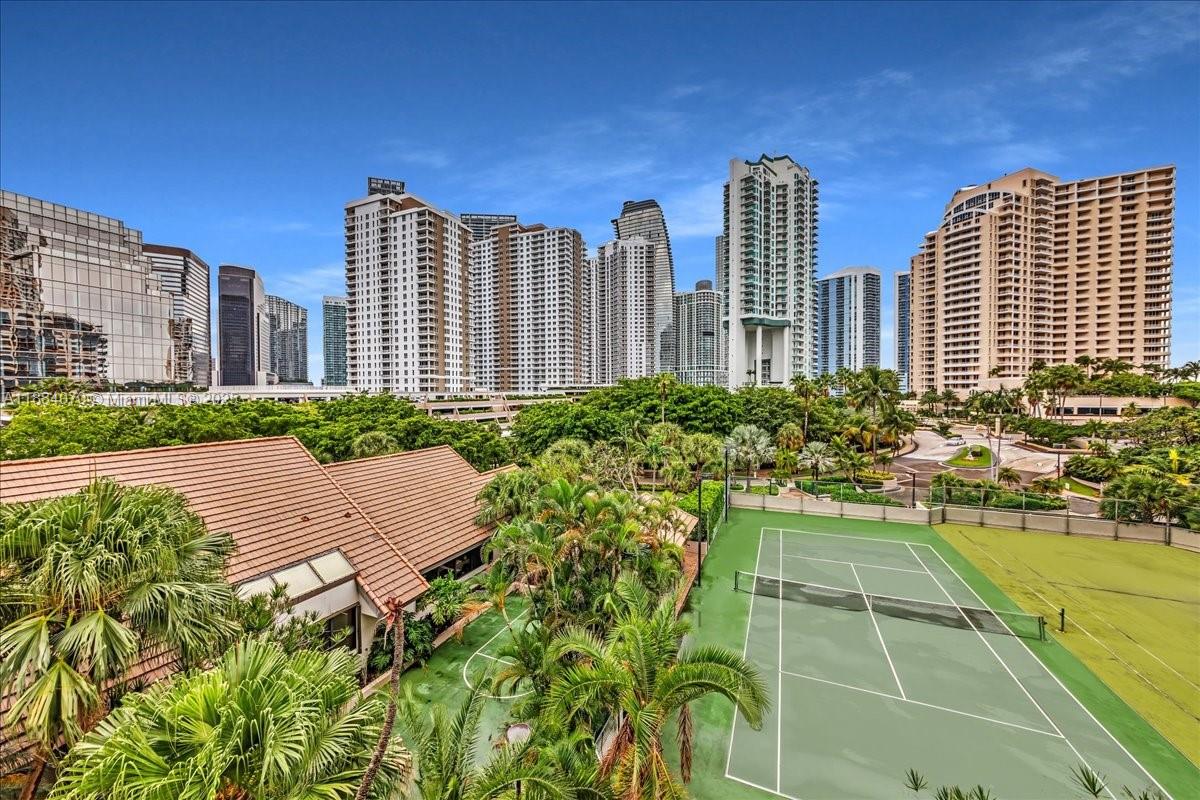 520 Brickell Key Dr #A621, Miami FL 33131