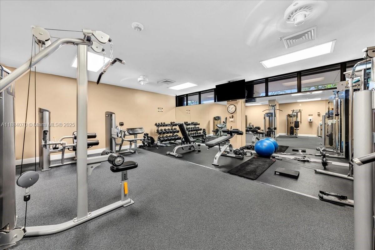 520 Brickell Key Dr #A621, Miami FL 33131