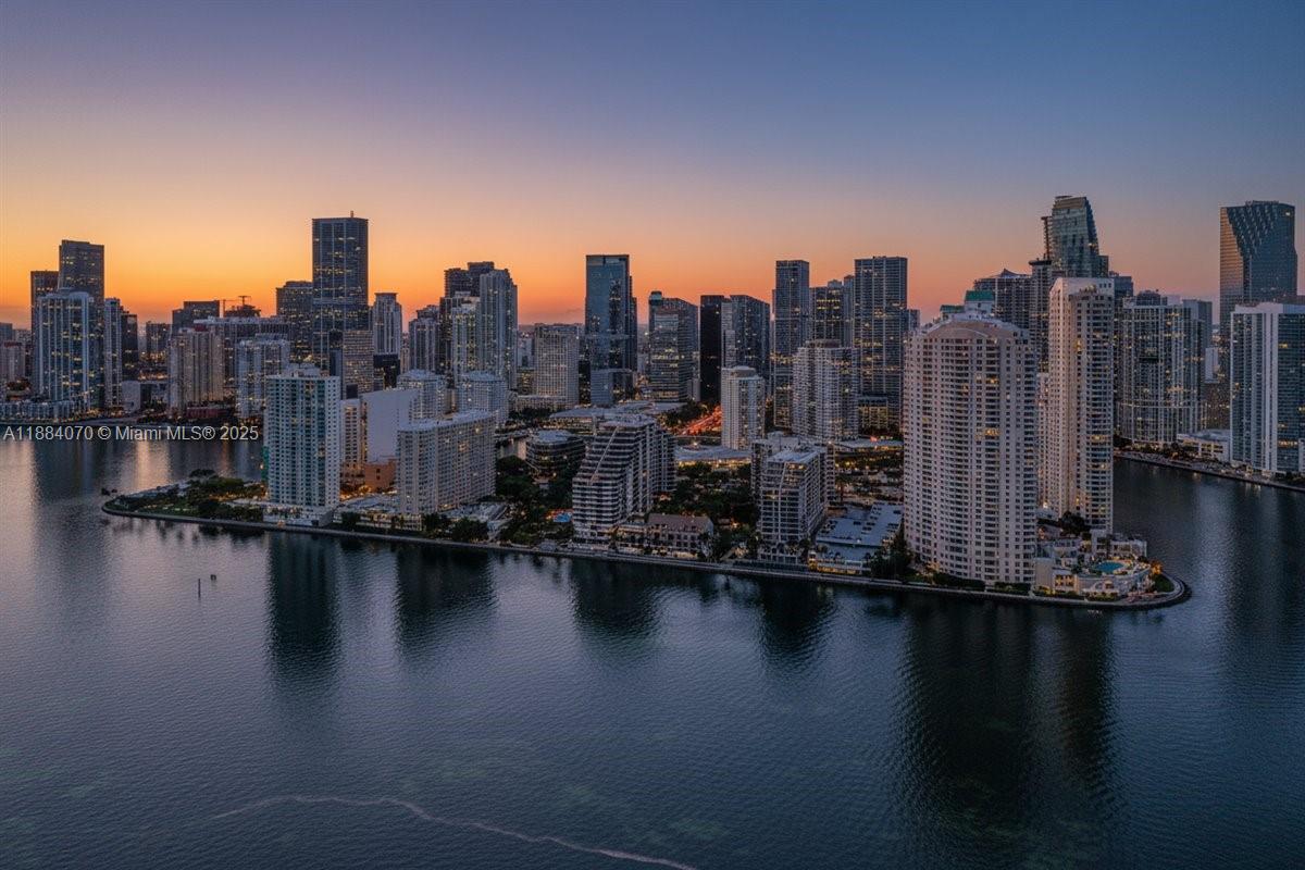 520 Brickell Key Dr #A621, Miami FL 33131