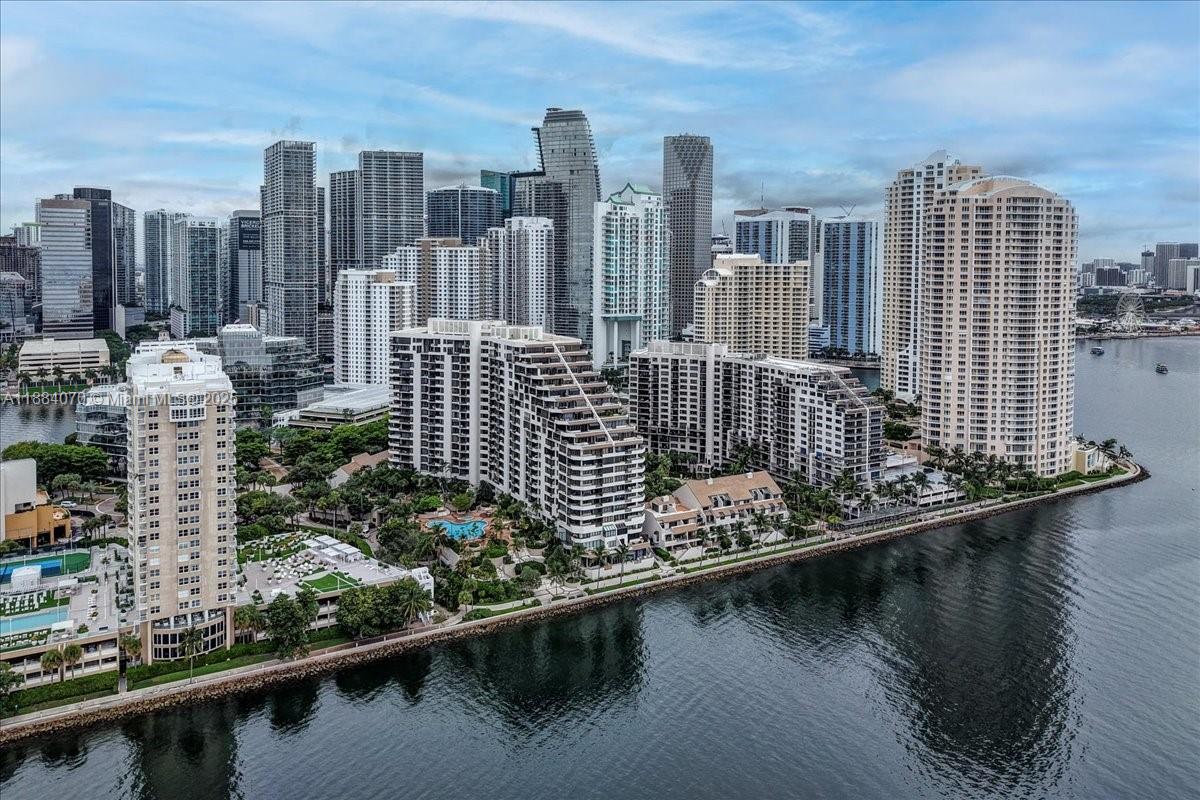 520 Brickell Key Dr #A621, Miami FL 33131