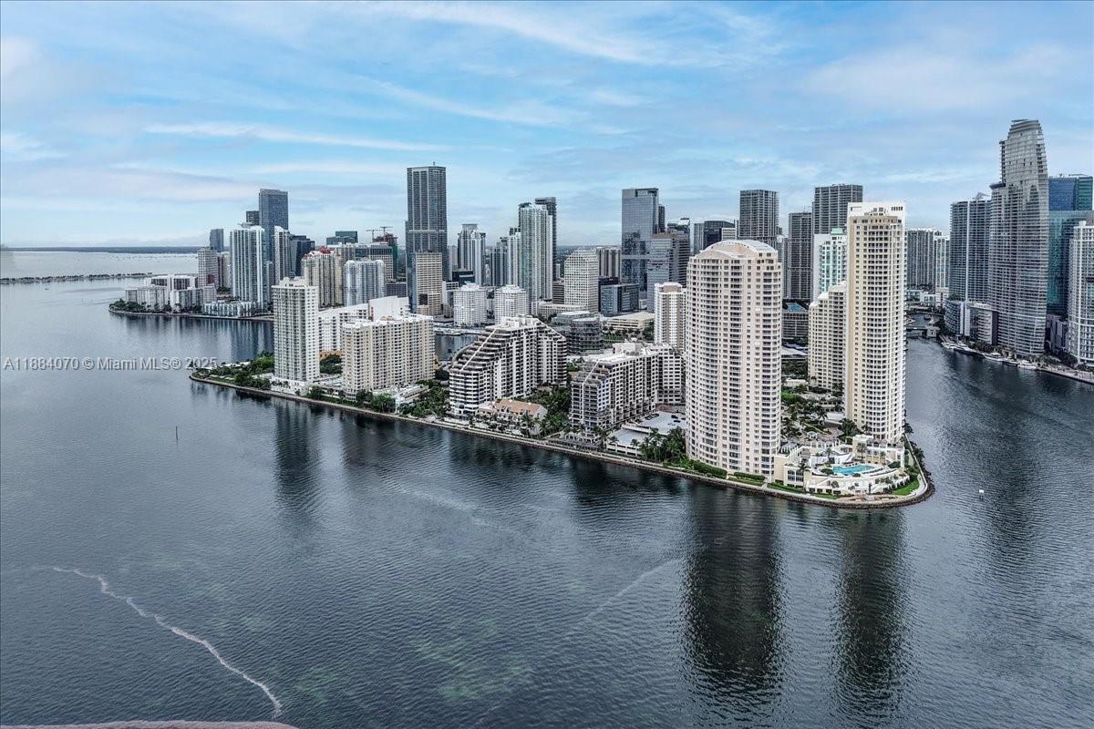 520 Brickell Key Dr #A621, Miami FL 33131