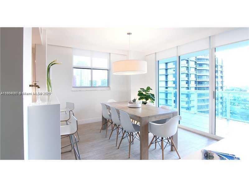 1250 S Miami Ave #901, Miami FL 33130