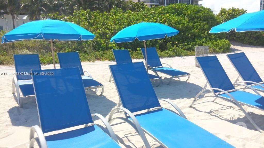 6365 Collins Ave #4204, Miami Beach FL 33141
