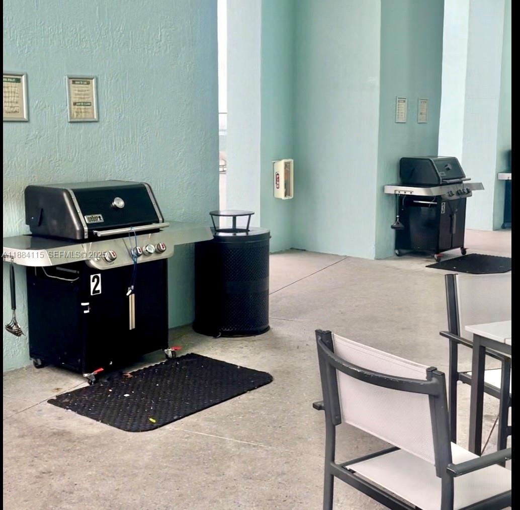 1900 N BAYSHORE DR #901, Miami FL 33132