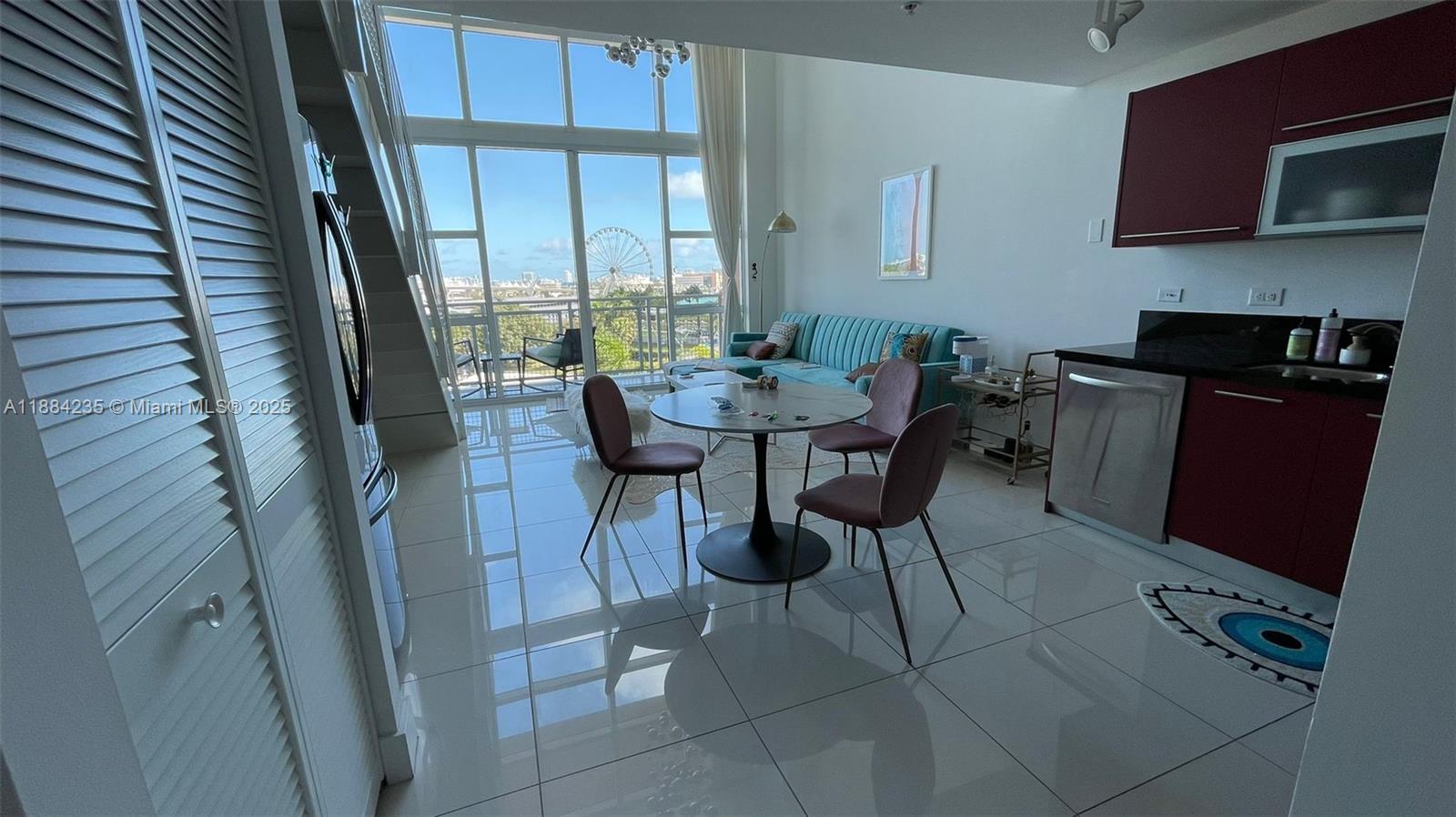253 NE 2nd St #633, Miami FL 33132