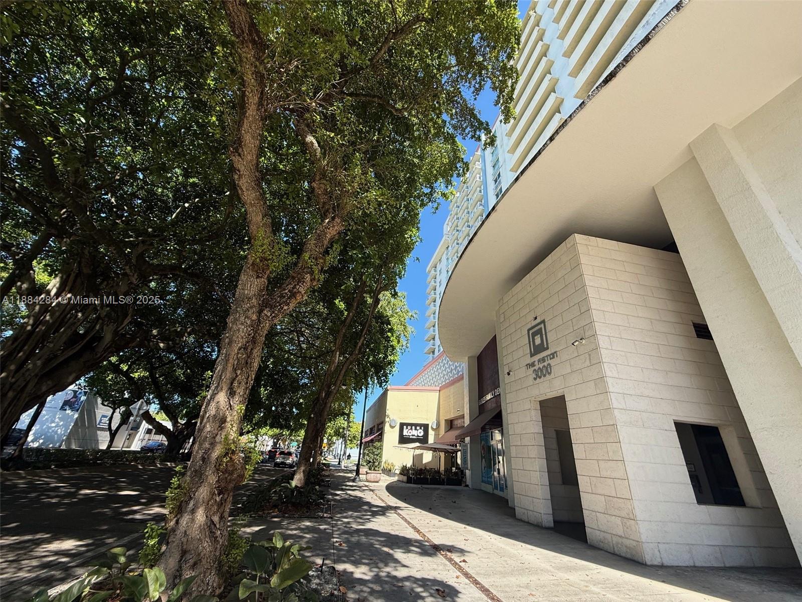 3000 Coral Way #1117, Miami FL 33145