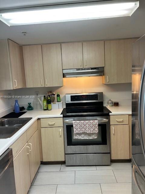 3000 Coral Way #1117, Miami FL 33145