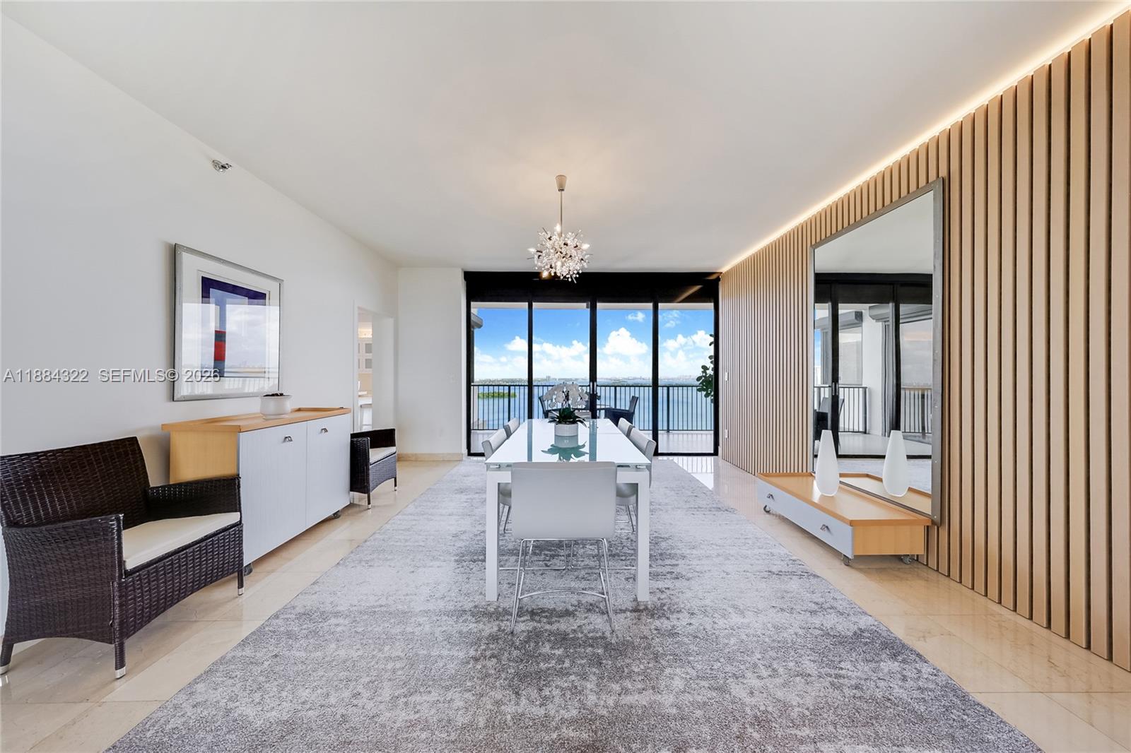 1000 Venetian Way #1902, Miami FL 33139