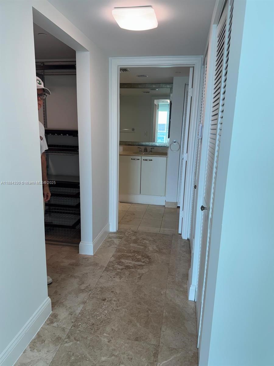 2101 Brickell Ave #2005, Miami FL 33129