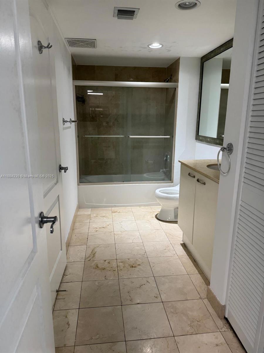 2101 Brickell Ave #2005, Miami FL 33129
