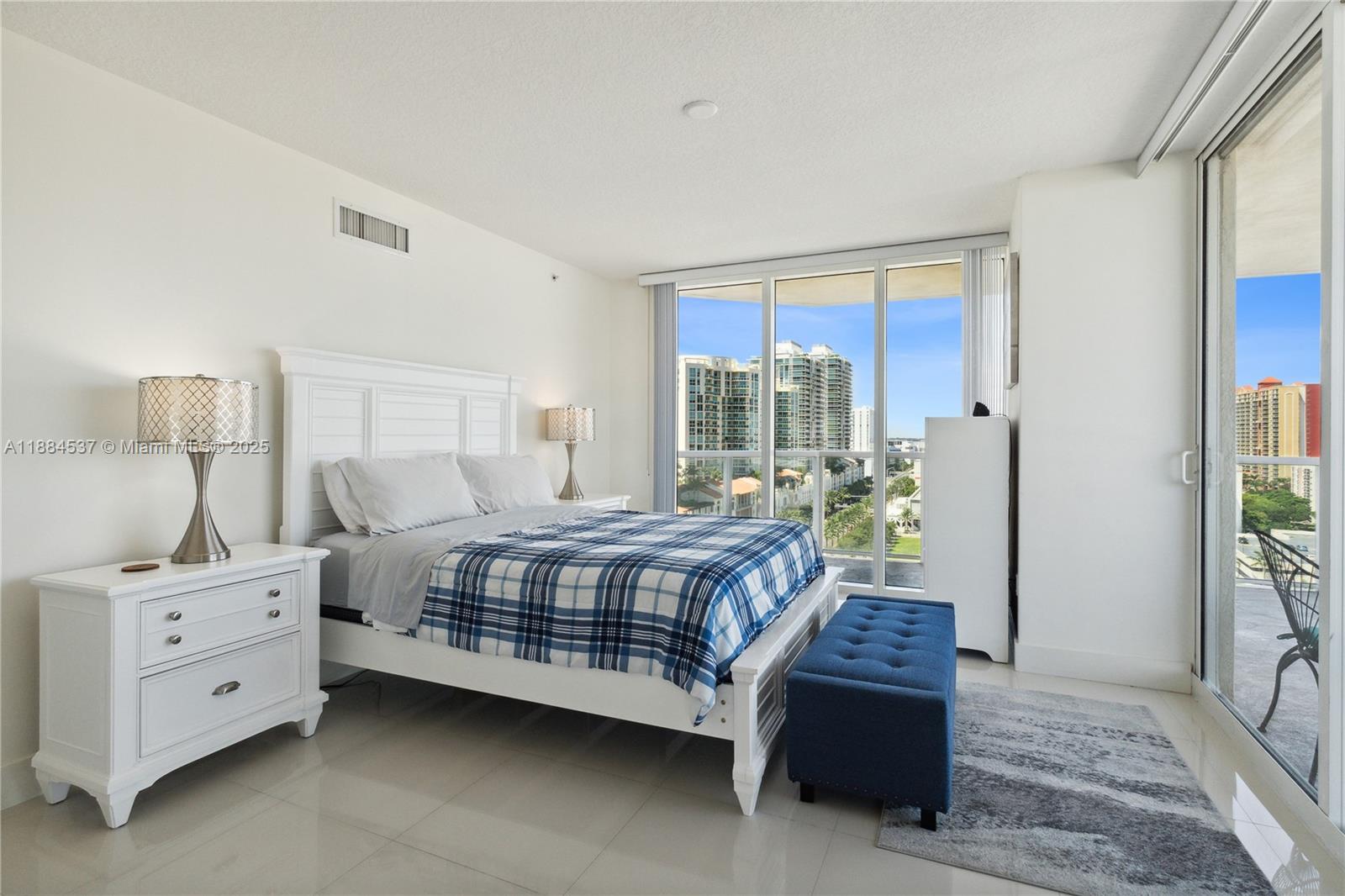 16699 Collins Ave #1407, Sunny Isles Beach FL 33160